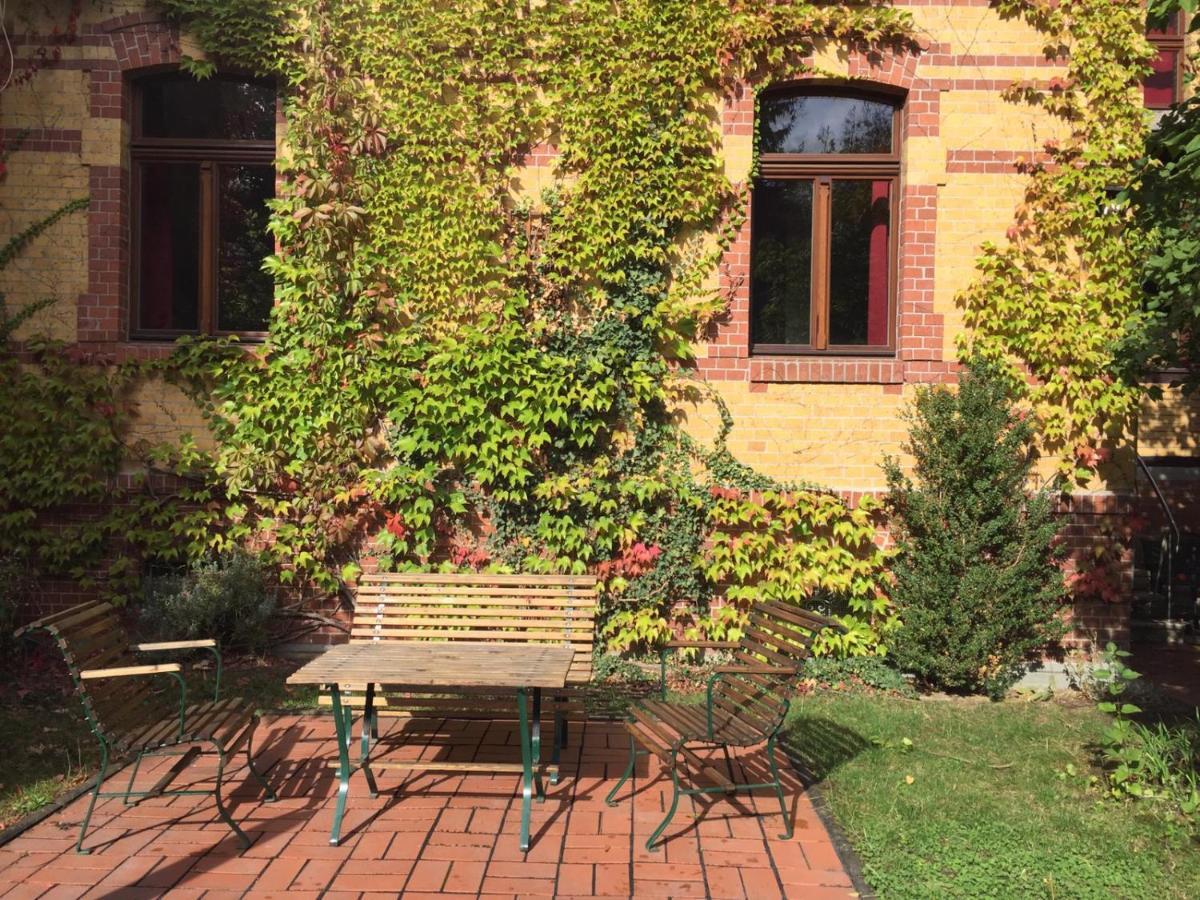 Ferienwohnung Huttenstrasse Halle ハレ エクステリア 写真